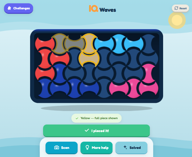 The IQ Waves puzzle rebuilt digitally in the app, showing the board, a progressive hint, and the controls